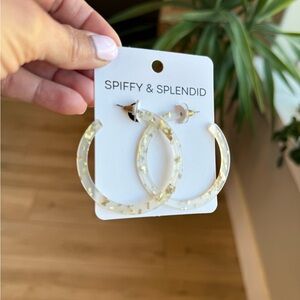 🍒 2/$20 - Gold Flake Hoop Earrings